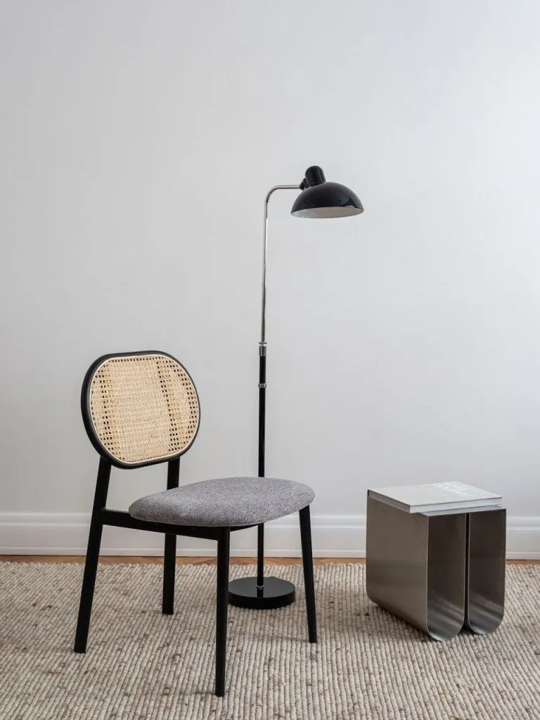 Торшер Kaiser Idell Floor Lamp Black 6580-F