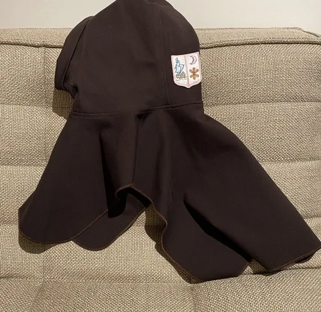 Капюшон коричневый