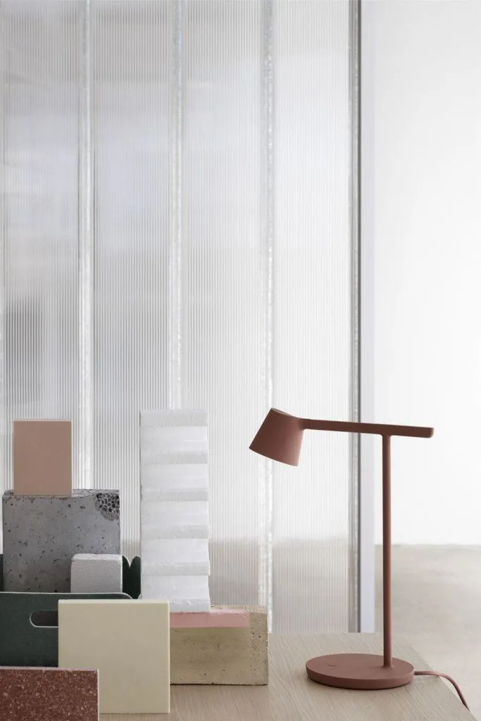 Светильник настольный Tip Table Lamp Cooper Brown