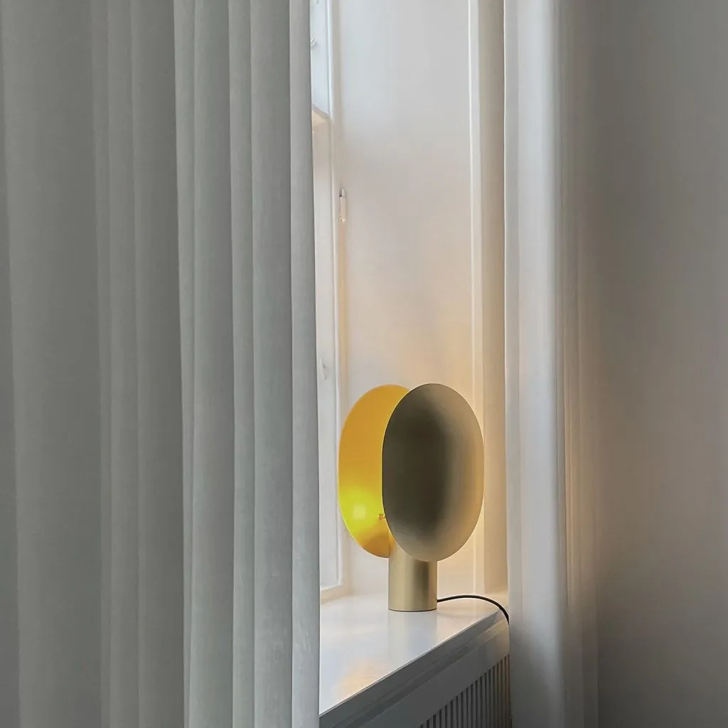 Светильник Clam Table Lamp Brass