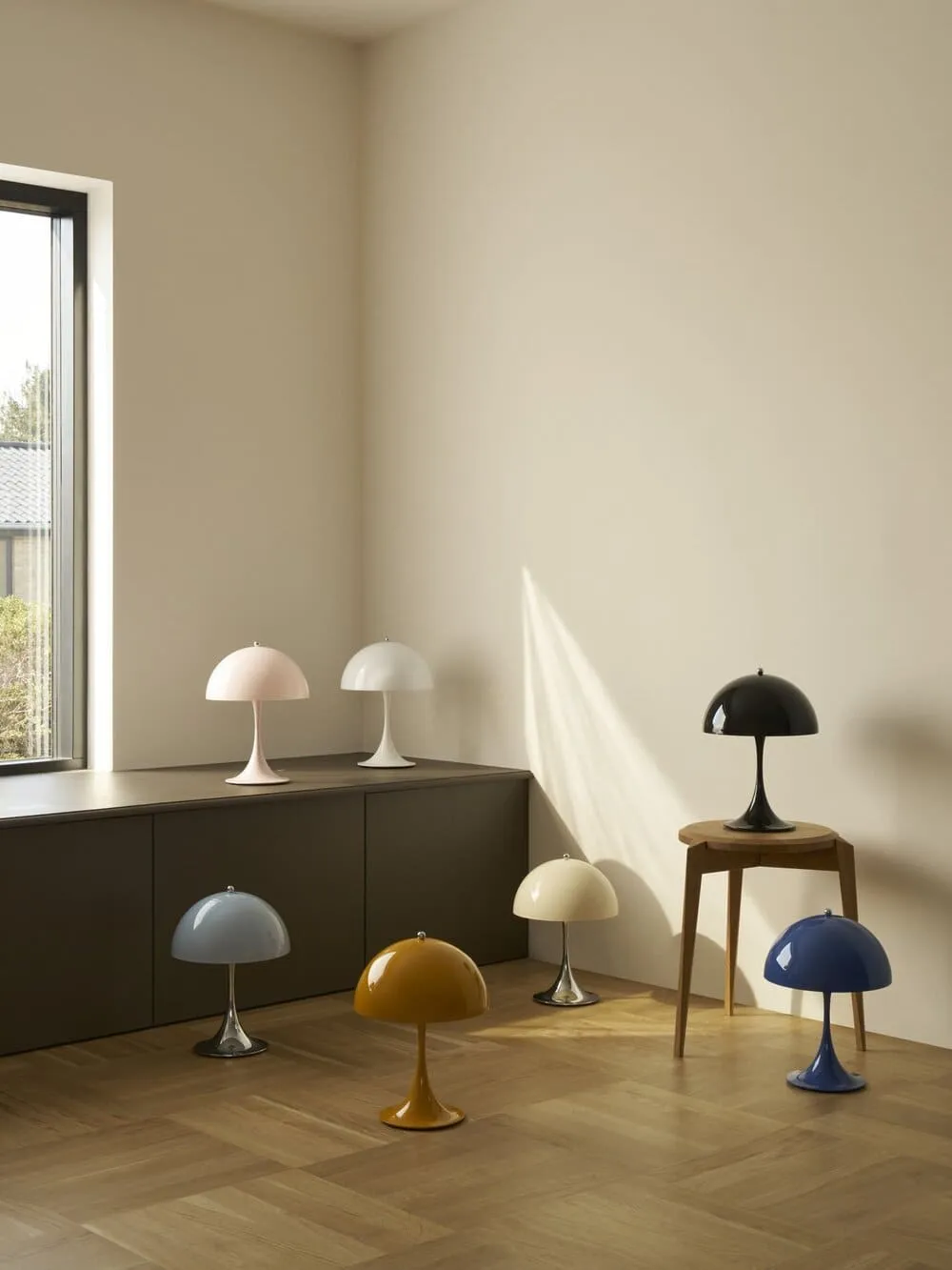 Светильник Panthella 250 Portable Lamp Opaque Black