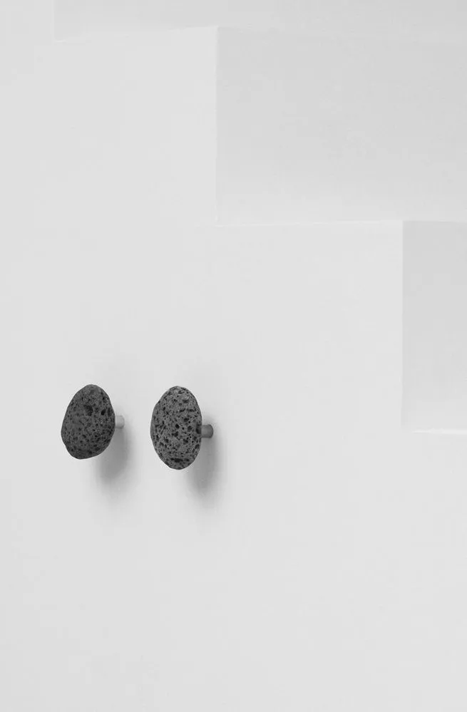 Крючки Stone Hooks Grey 2 шт