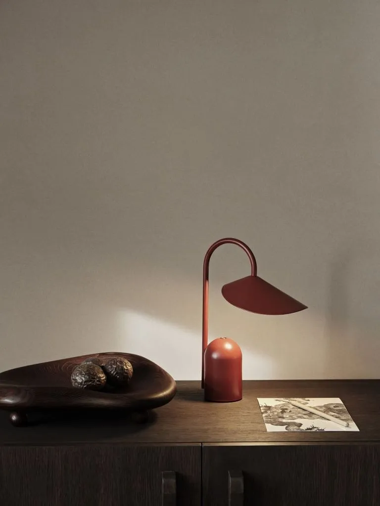Светильник настольный Arum Portable Lamp Oxide Red