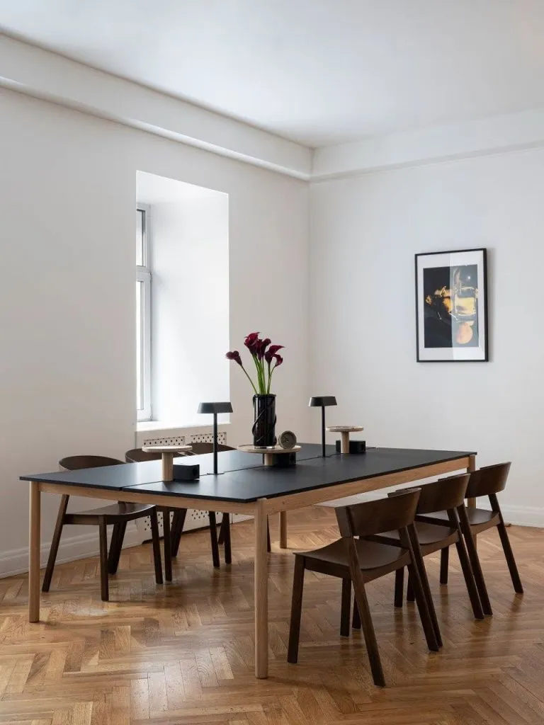 Стол Linear System Table N. Lam. Black 240 см