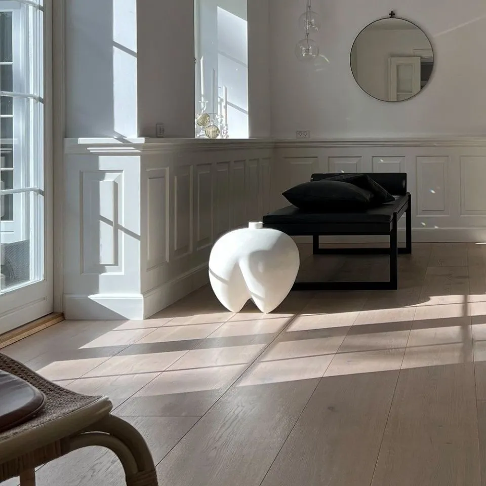 Ваза Sumo Vase Big Bone White