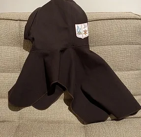 Капюшон коричневый