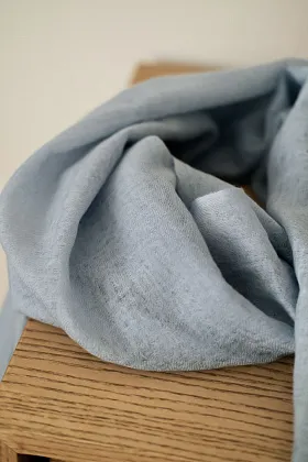 Кашемировый палантин ANNAPURNA ручной работы в цвете sky