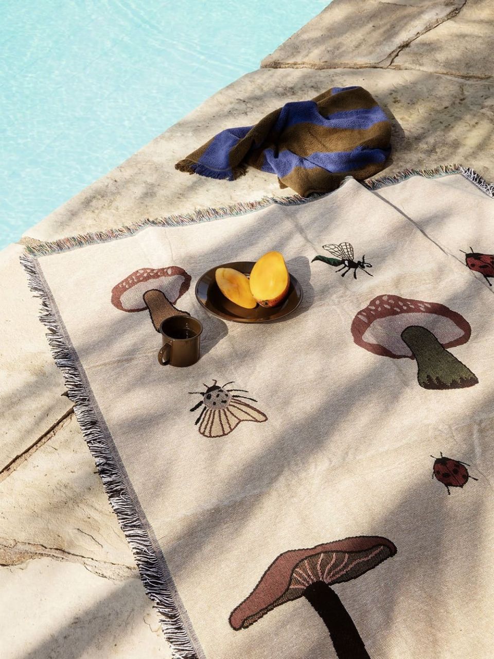 Плед Forest Tapestry Blanket Sand
