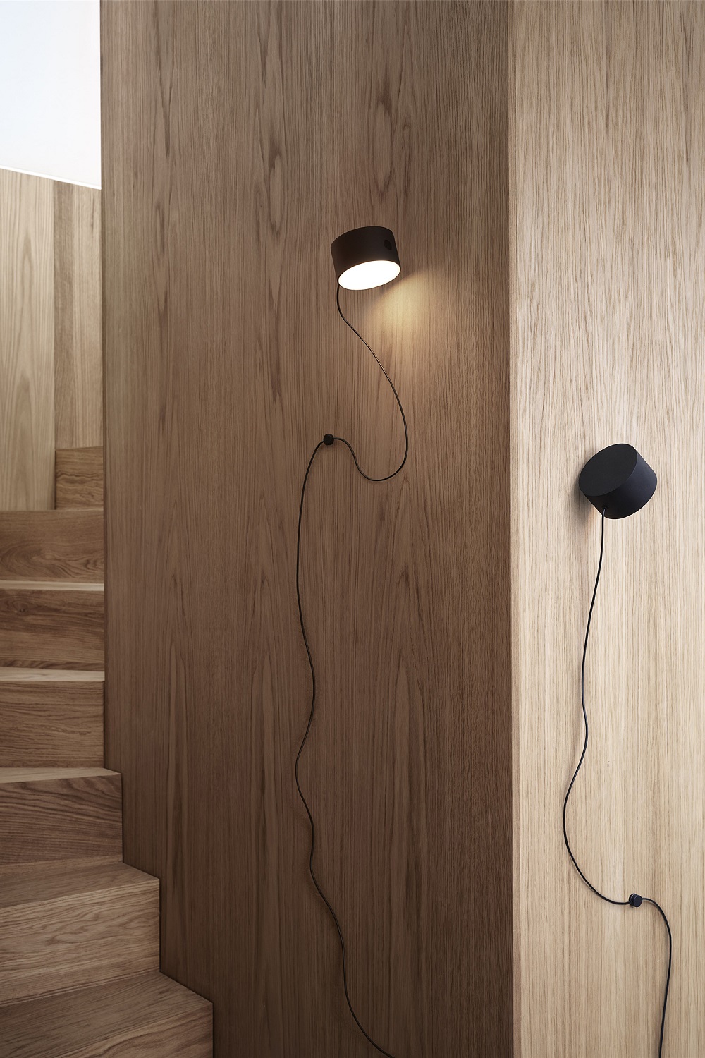 Светильник настенный Post Wall Lamp Black