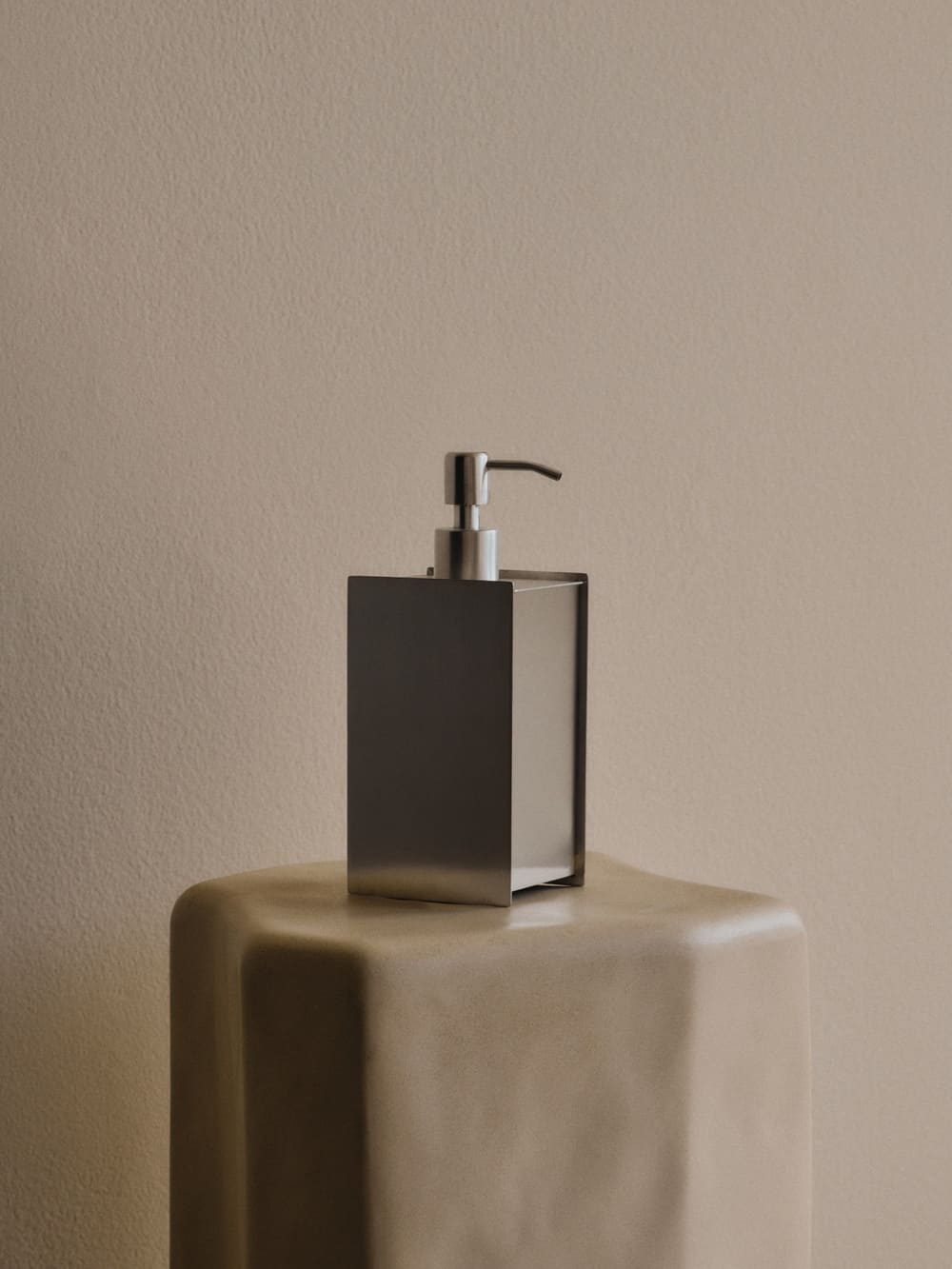 Дозатор для мыла Sama Soap Dispenser