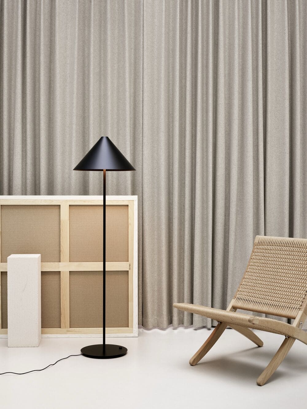 Торшер Keglen Black