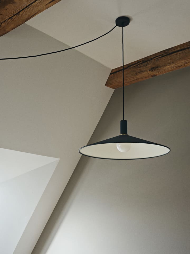 Светильник потолочный Angle Shade Black Socket Pendant High