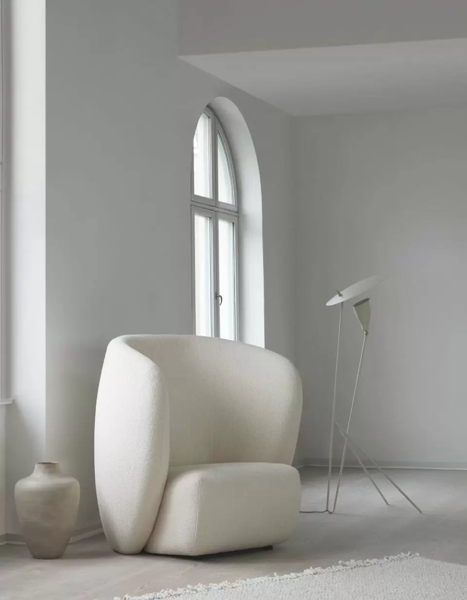 Торшер Silhouette Floor Lamp White Торшер Silhouette Floor Lamp White